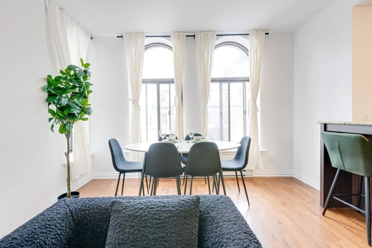 M11 Gorgeous Bright Corner 2Br In Heart Of Mtl Appartement Montréal Buitenkant foto